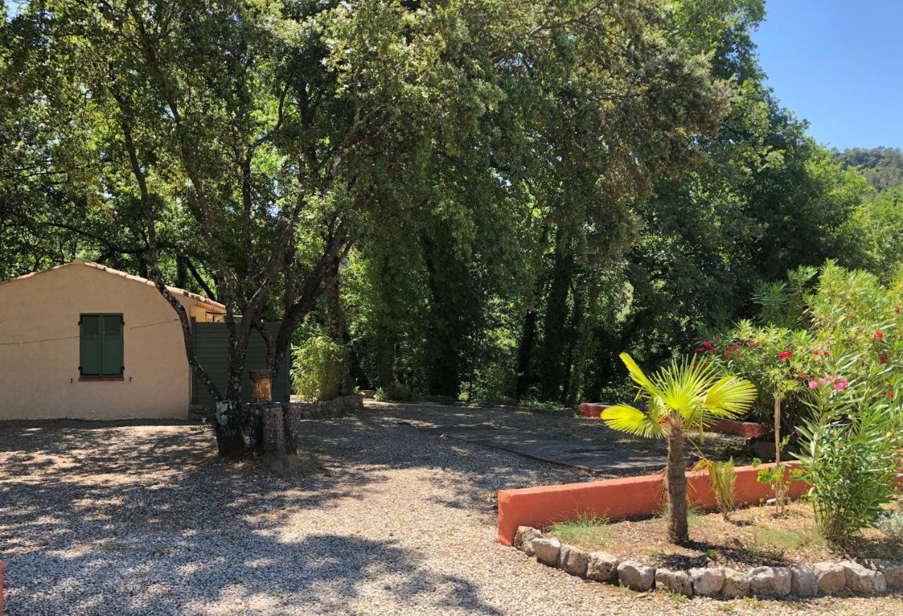 Les Mazets De La Cascade Apartment